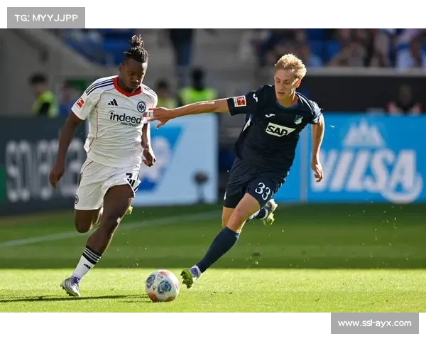 法兰克福教练：连败未影响更衣室氛围 球员已为德甲挑战做好准备