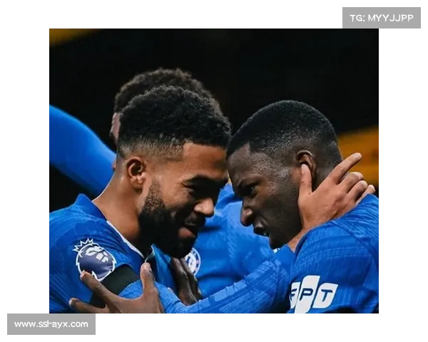 切尔西3-0完胜狼队，佩德罗梅开二度助蓝军紧追前四